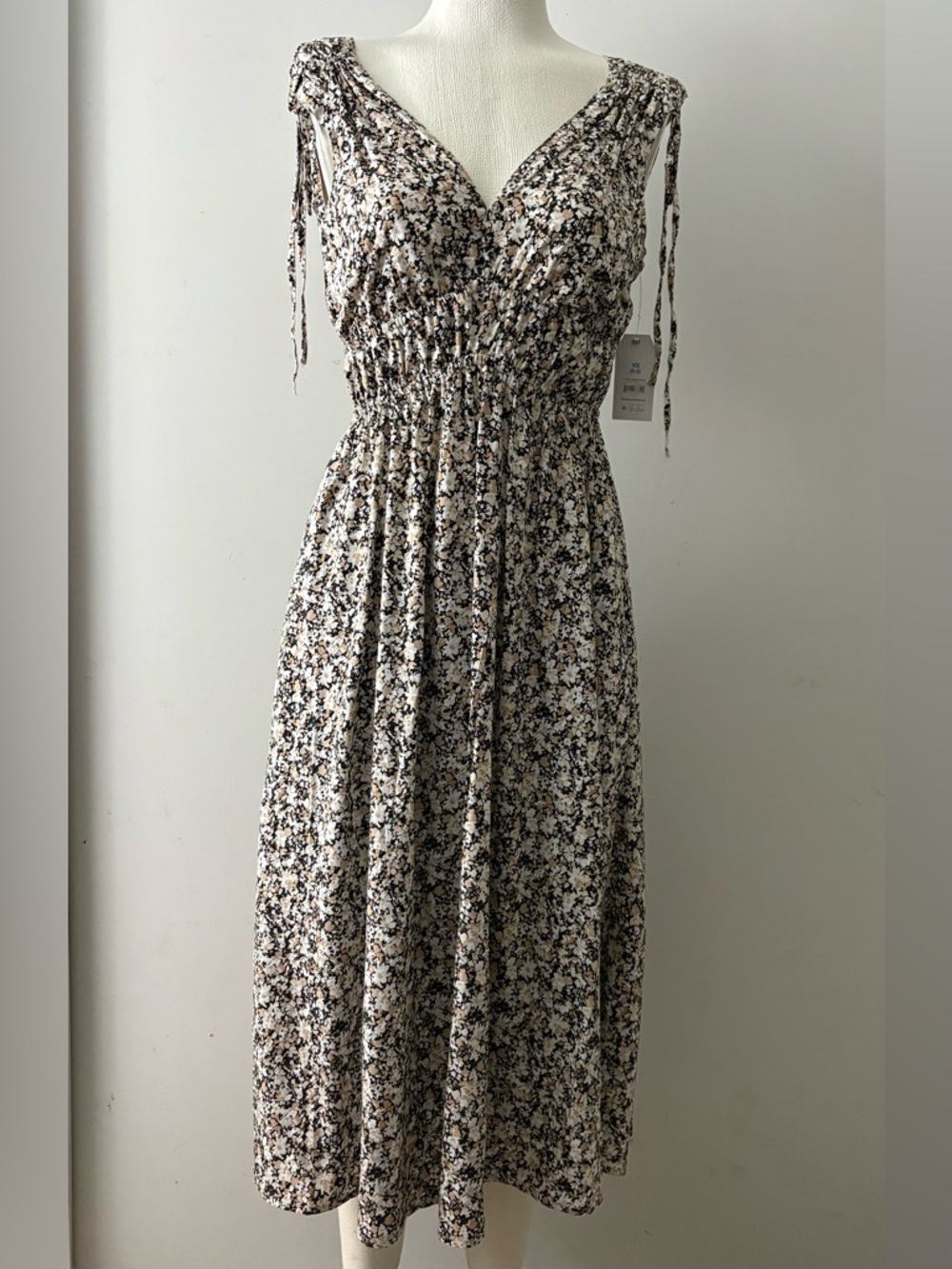 Time and Tru Cream and Black Floral V‑Neck Maxi Dress